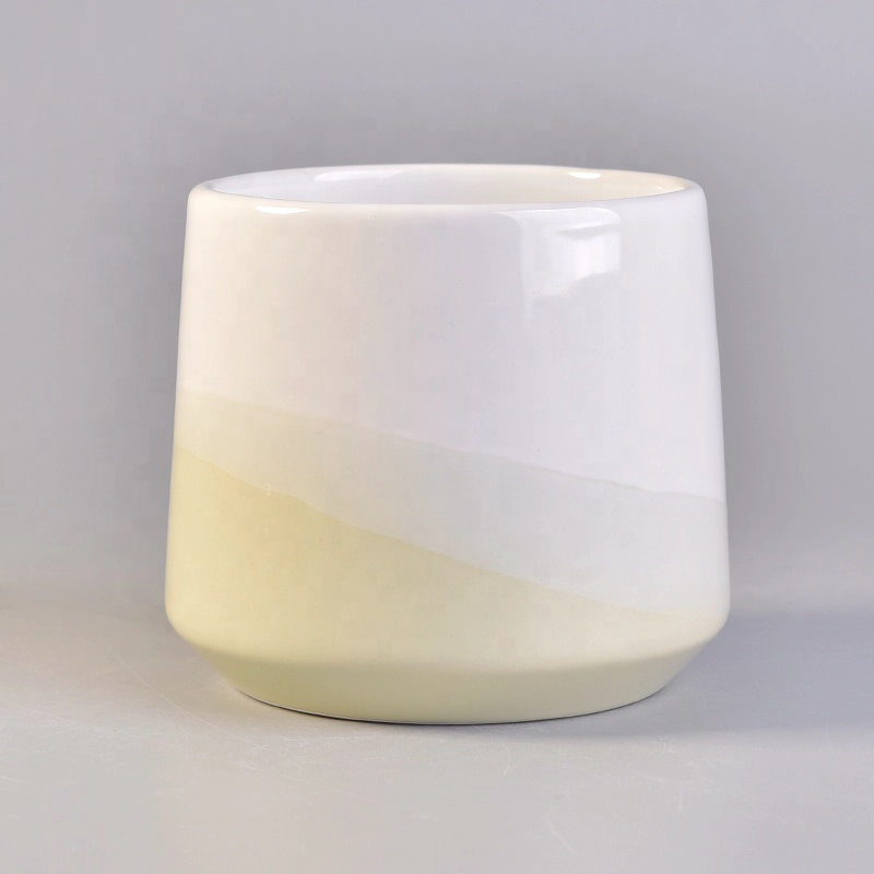 Small MOQ Christmas Ceramic Candle Jars Wholesale