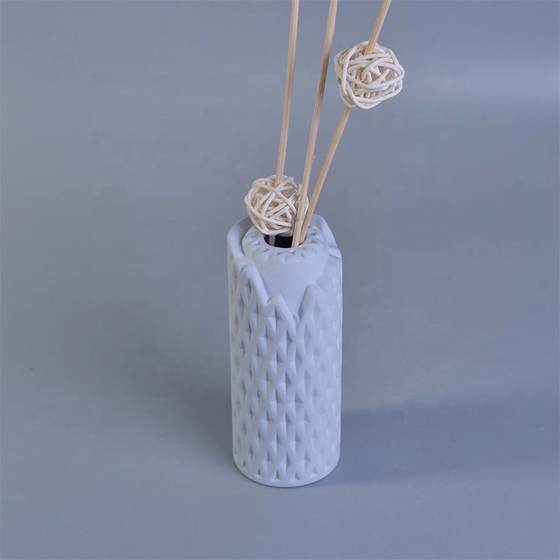 wholesale ceramic matte white reed aroma diffuser empty bottles