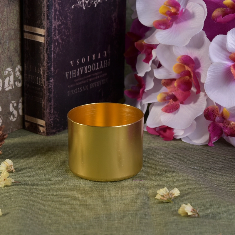 Popular Gold Metal Tealight Candle Holder