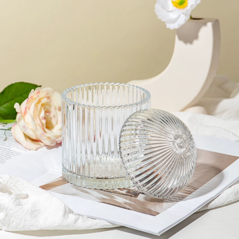 Popular Vertical Strip Design Glass Candle Vessel 17OZ Candle Holder with Round Lid Popular Vertical Strip Design Glass Candle Vessel 17OZ Candle Holder with Round Lid