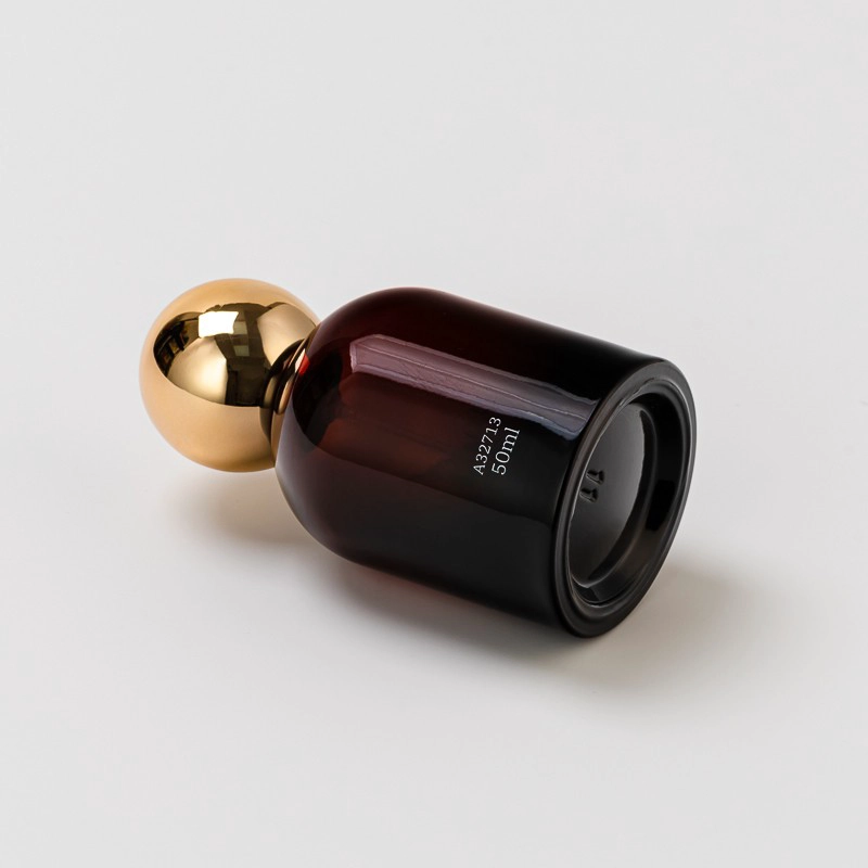 Luxury Dark Red Custom Logo Glass Perfume Essence Bottle with Round Lid