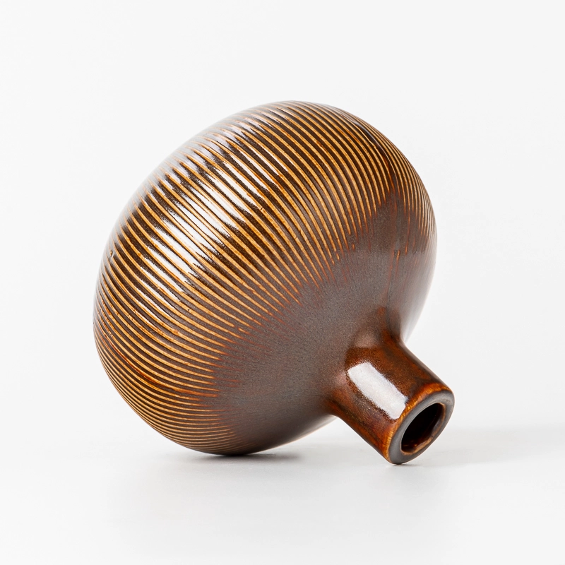 Brown Color Stripe Finish Ceramic Bottle 320ml Reed Diffuser Bottle Manufacturer