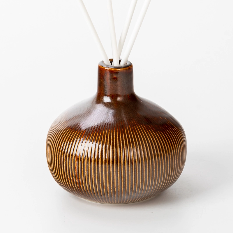 Brown Color Stripe Finish Ceramic Bottle 320ml Reed Diffuser Bottle Manufacturer Brown Color Stripe Finish Ceramic Bottle 320ml Reed Diffuser Bottle Manufacturer