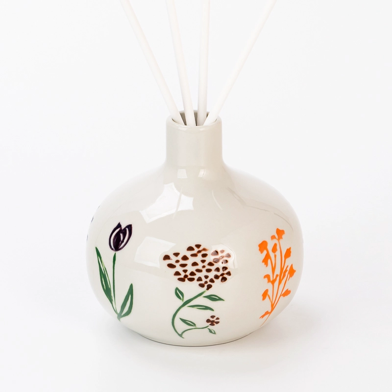 Retro Style Offwhite Glazed Ceramic Bottle Ceramic Reed Diffuser Bottles Retro Style Offwhite Glazed Ceramic Bottle Ceramic Reed Diffuser Bottles