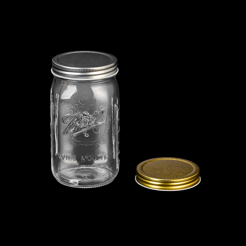 Luxury Embossed Pattern Glass Candle Container with Metal Lid for Wax Filling Custom Color