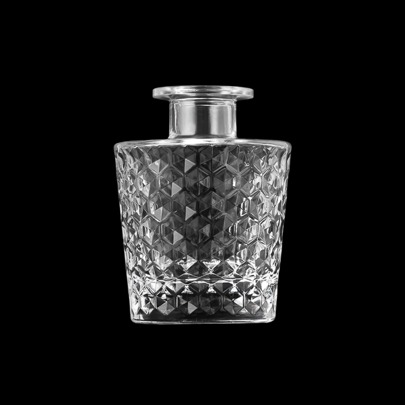 Diamond Embossed Clear Glass Diffuser Bottle Empty Fragrance Container for Home Aromatherapy