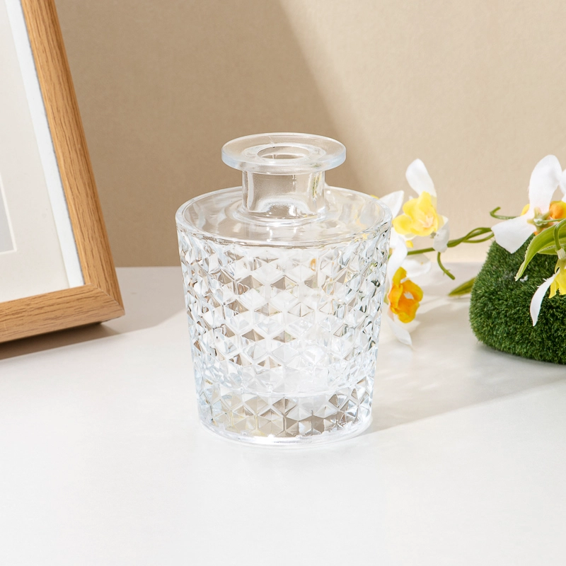 Diamond Embossed Clear Glass Diffuser Bottle Empty Fragrance Container for Home Aromatherapy