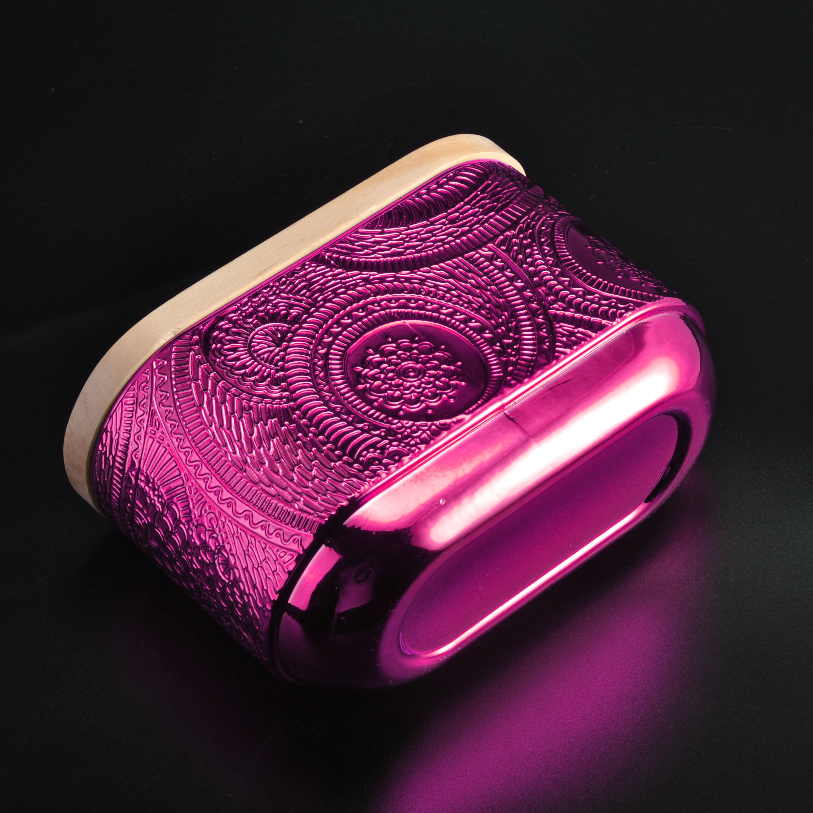 New design luxury Antique gold glass candle holder with wood lid