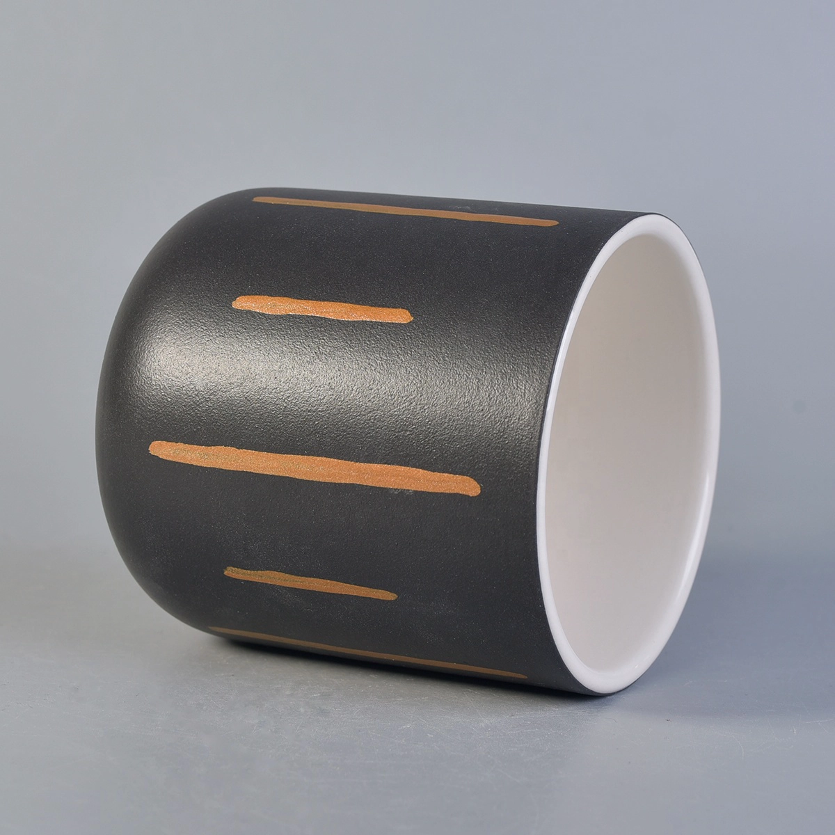 Suppliers custom black glazed cylinder ceramic candle holders 8oz 10oz 11oz