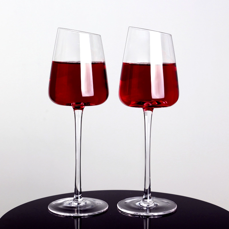Handgeblasene Premium -Blei frei kristallisch schräg Rand Weingläser Set von 2