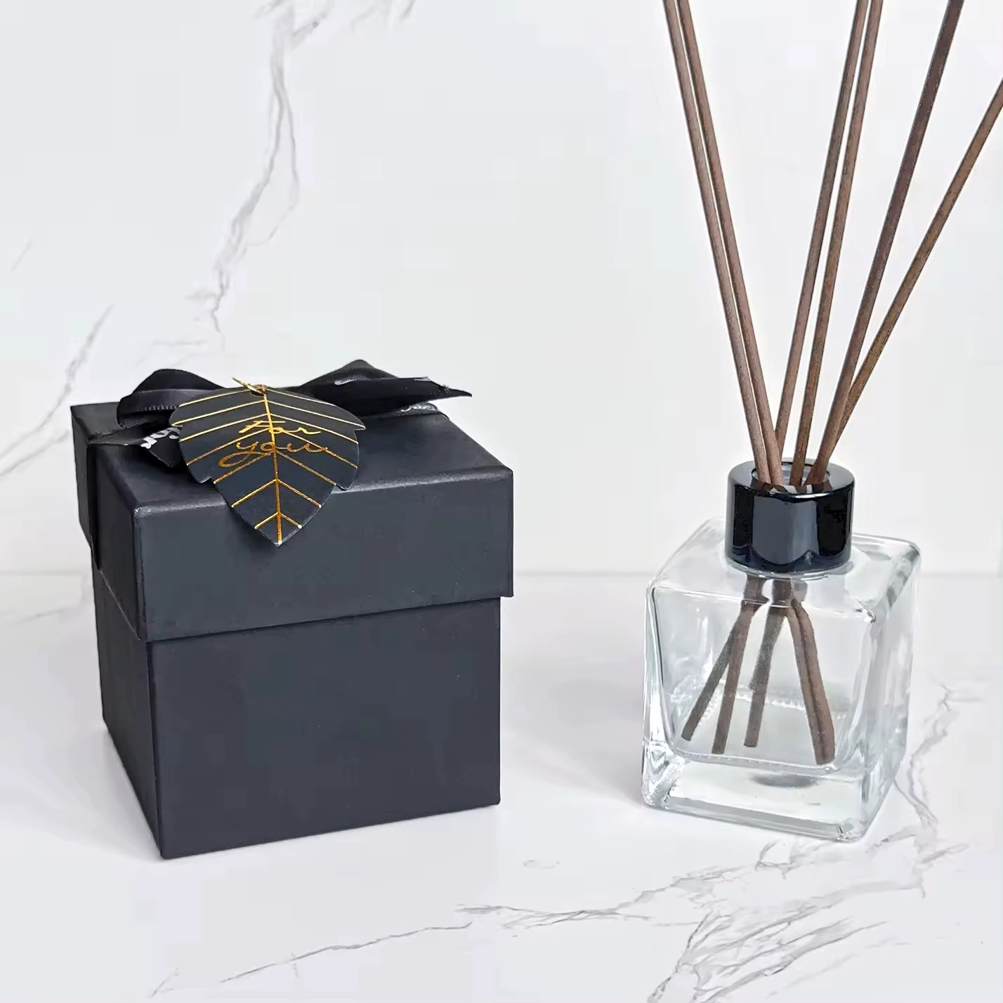 diffuser bottles gift box packing 2 of 9