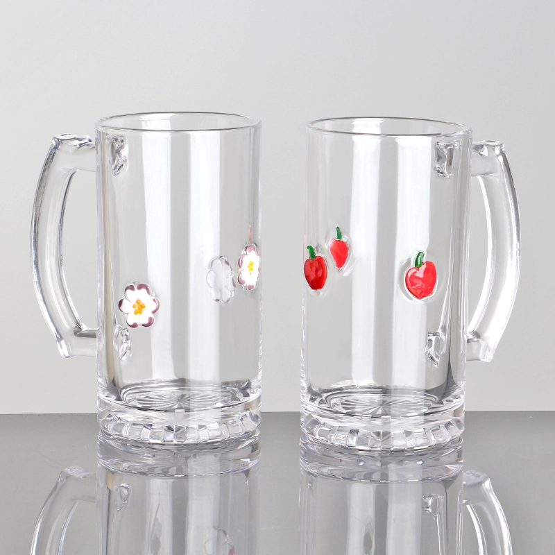 Handmade Embossed Festive 500ml 3D Apple inlay Glass beer stein with Customized Logo