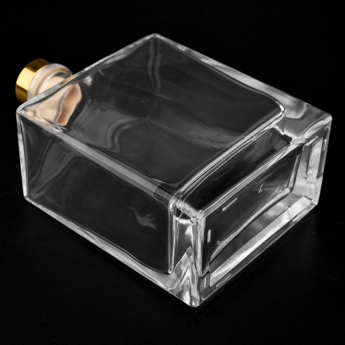 100ml 200ml 370ml 520ml Glass Diffuser Bottles Square Glass Diffuser Bottles Supplier 100ml 200ml 370ml 520ml Glass Diffuser Bottles Square Glass Diffuser Bottles Supplier