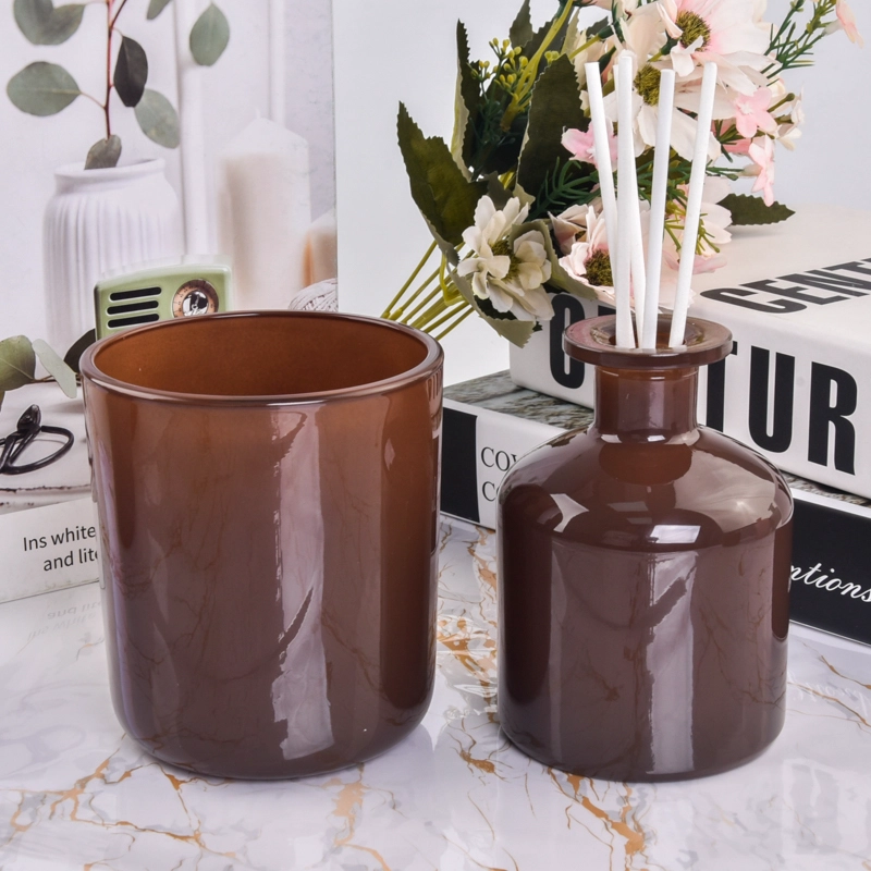 Popular 500ml tranparent amber color on the round bottom glass candle holder for wholesale