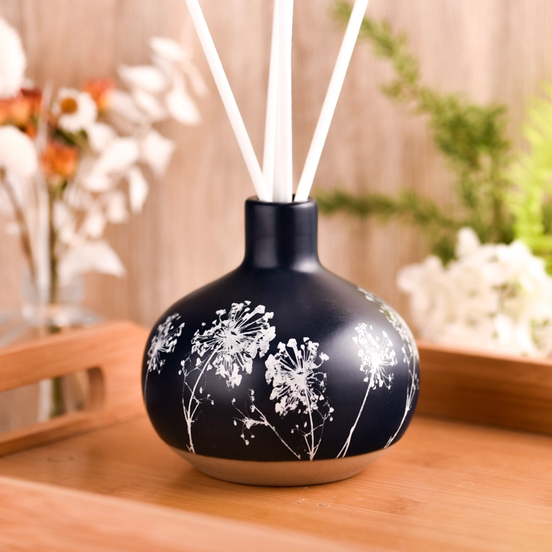 Matte black 14oz Ceramic Diffuser Bottles Ceramic Vase Home Decoration