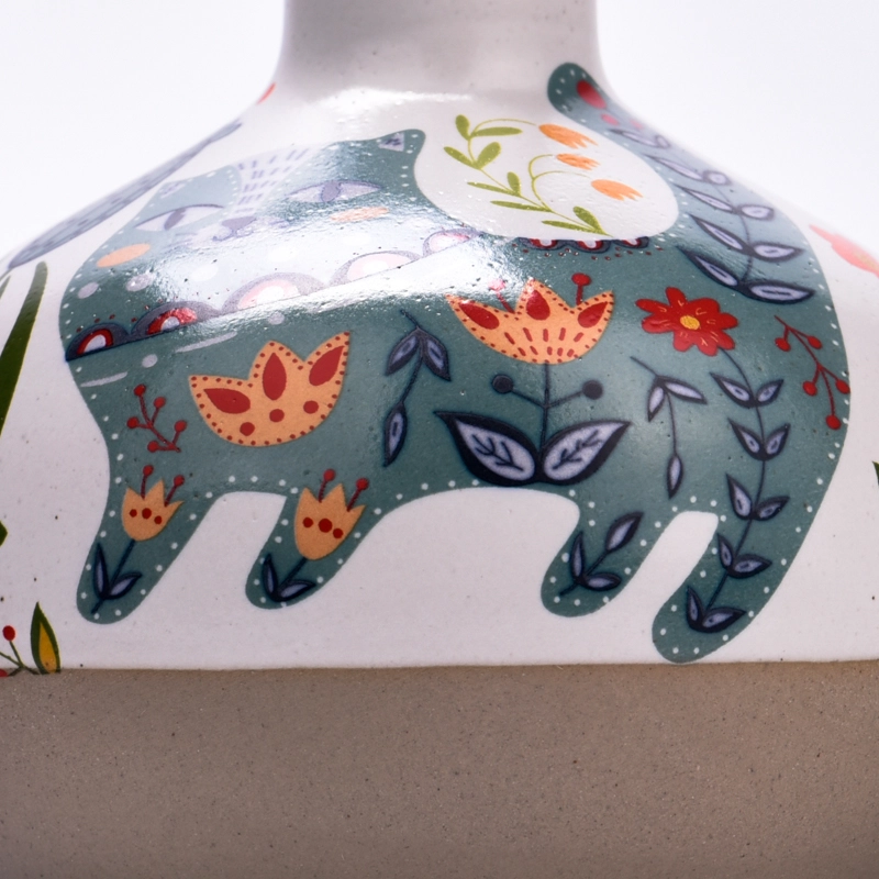 Luxury multi-color cat pattern ceramic aromatherapy bottle Luxury multi-color cat pattern ceramic aromatherapy bottle