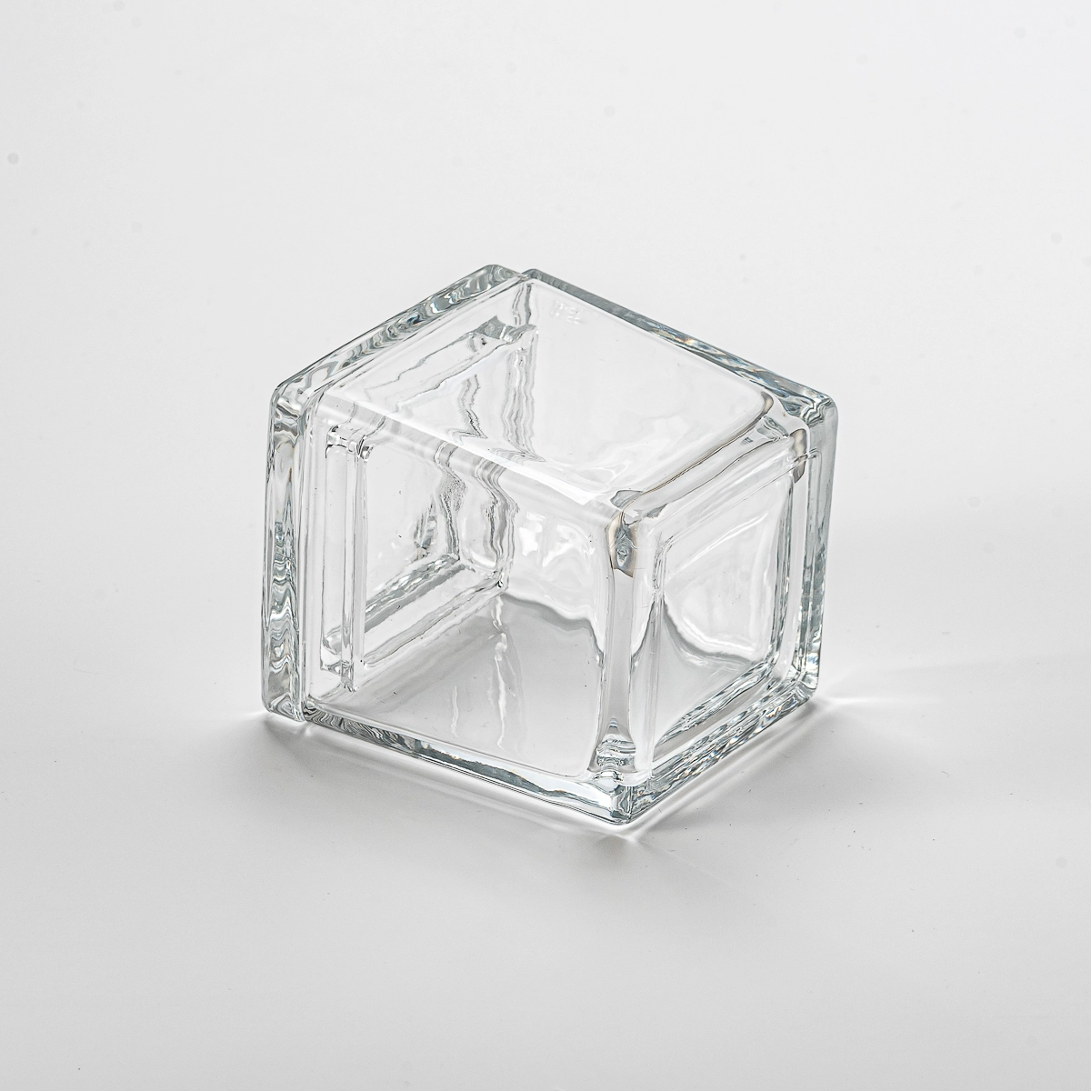 9oz square clear glass candle jar with glass lid 9oz square clear glass candle jar with glass lid
