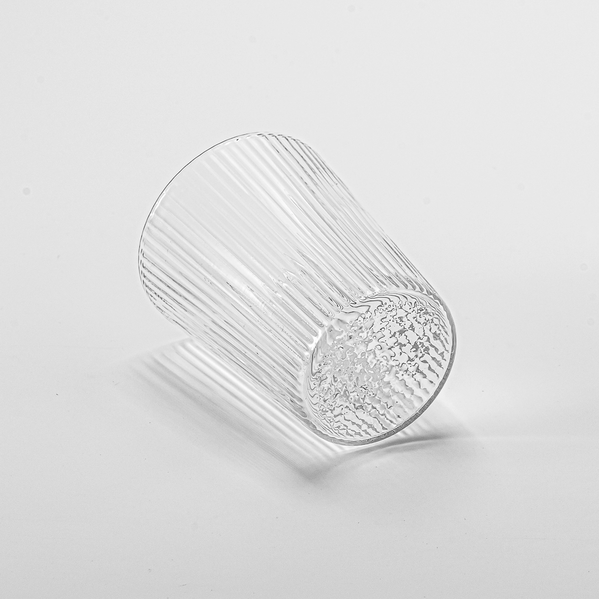 Luxury custom striped clear glass candle jar for home decor Luxury custom striped clear glass candle jar for home decor