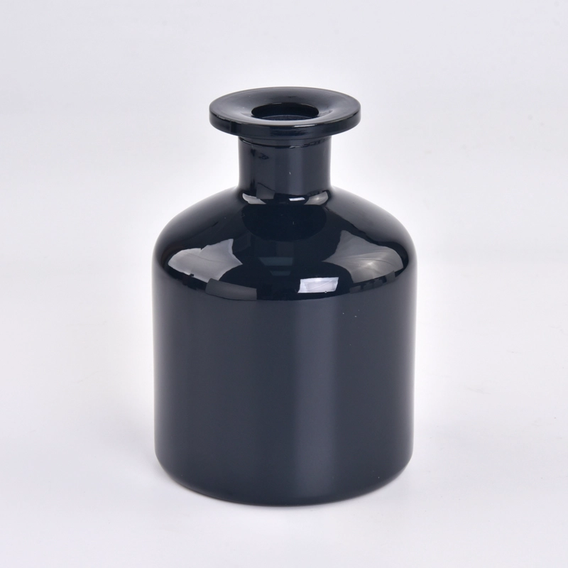 Custom Transparent color Glass Diffuser Bottles Wholesale 