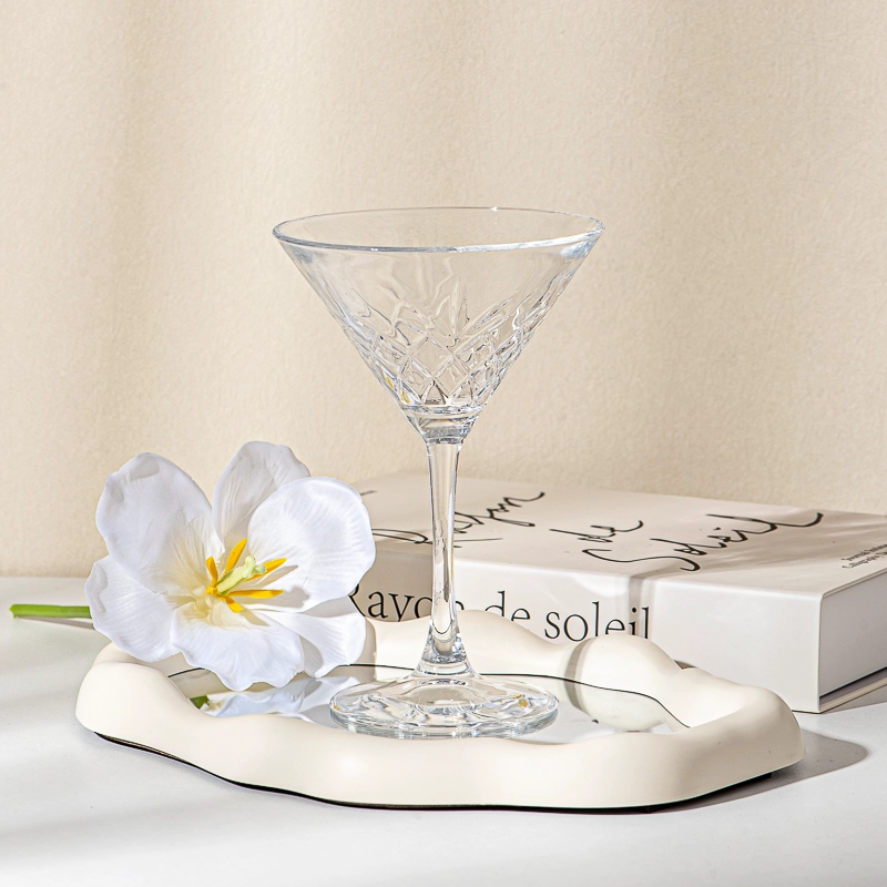 Supplier 230ml Cocktail Glass Cup Martini Glass Crystal Wine Glasses