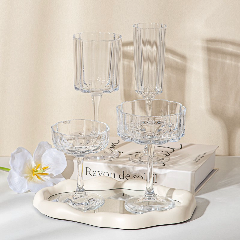 Wholesale Hand-Engraved Crystal Glass Goblets Wholesale Hand-Engraved Crystal Glass Goblets