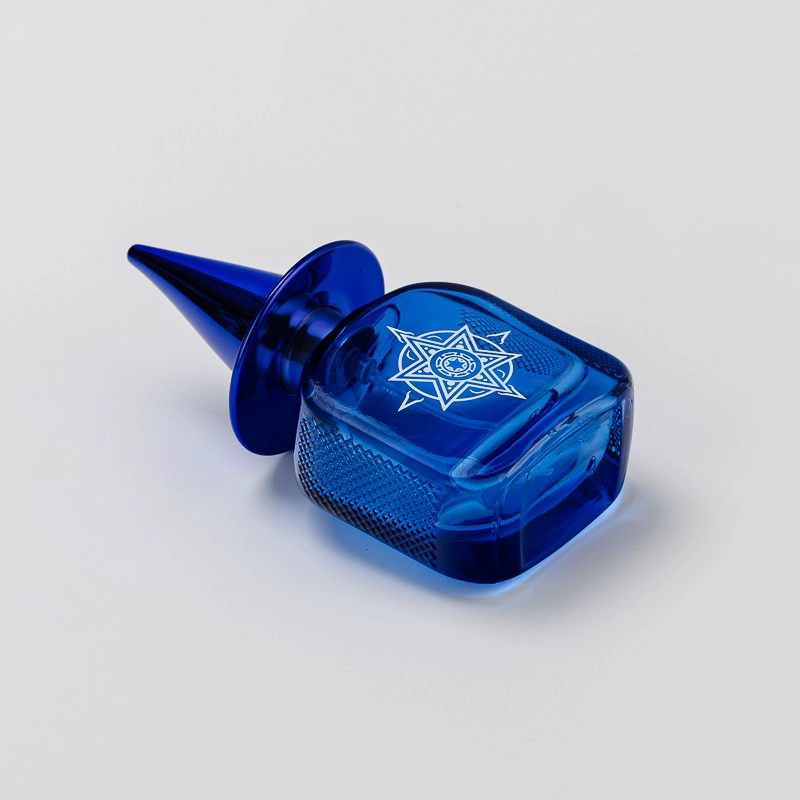 Home Decor Customize Logo Blue Glass Bottle Perfume Bottle with Blue Lid Home Decor Customize Logo Blue Glass Bottle Perfume Bottle with Blue Lid