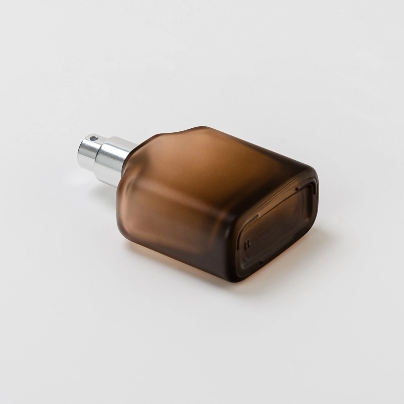 Wholesale 30ml Frosted Brown Glass Perfume Bottle for Home Fragrance