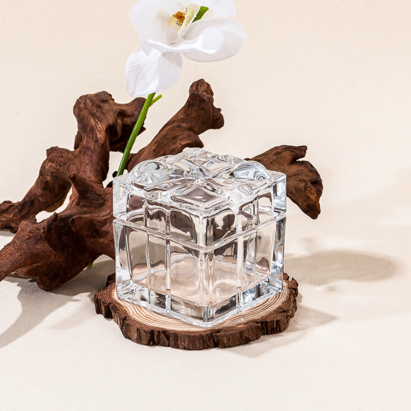 Luxury Style Square Glass Candle Jar with Glass Cover 4oz Custom Color for Wedding Decorations Gift Set Home Decor