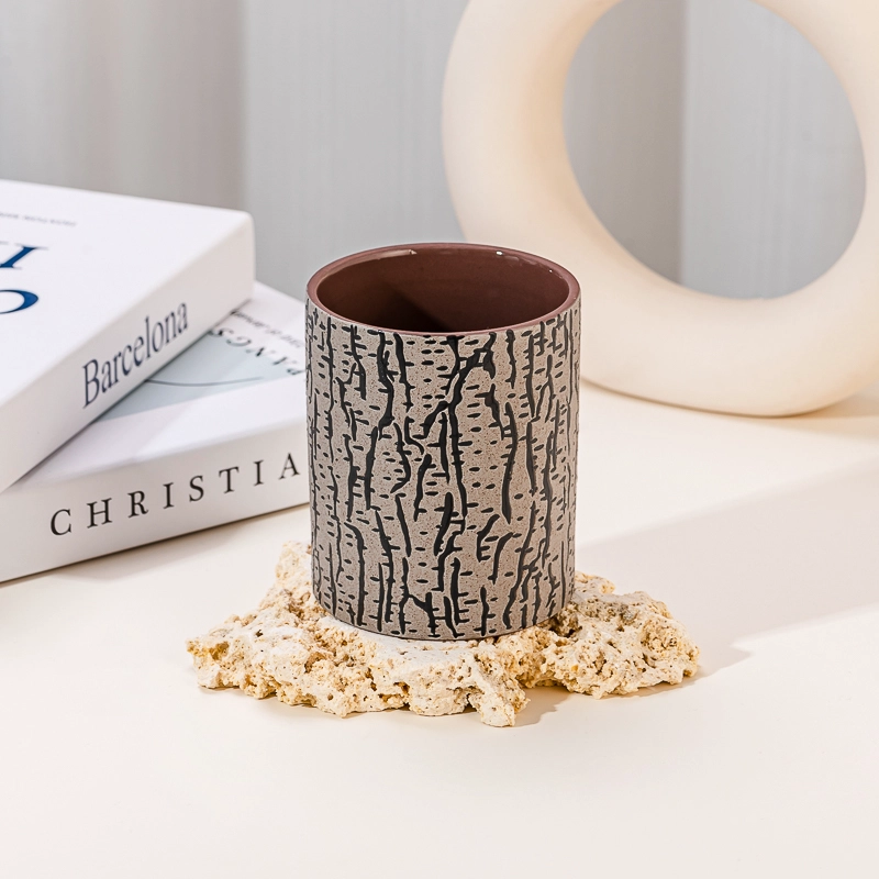 Chine Pot de bougie en céramique de 446ml, élégant, fait à la main, Design moderne et luxueux, en forme de cylindre, pour la décoration de la maison fabricant