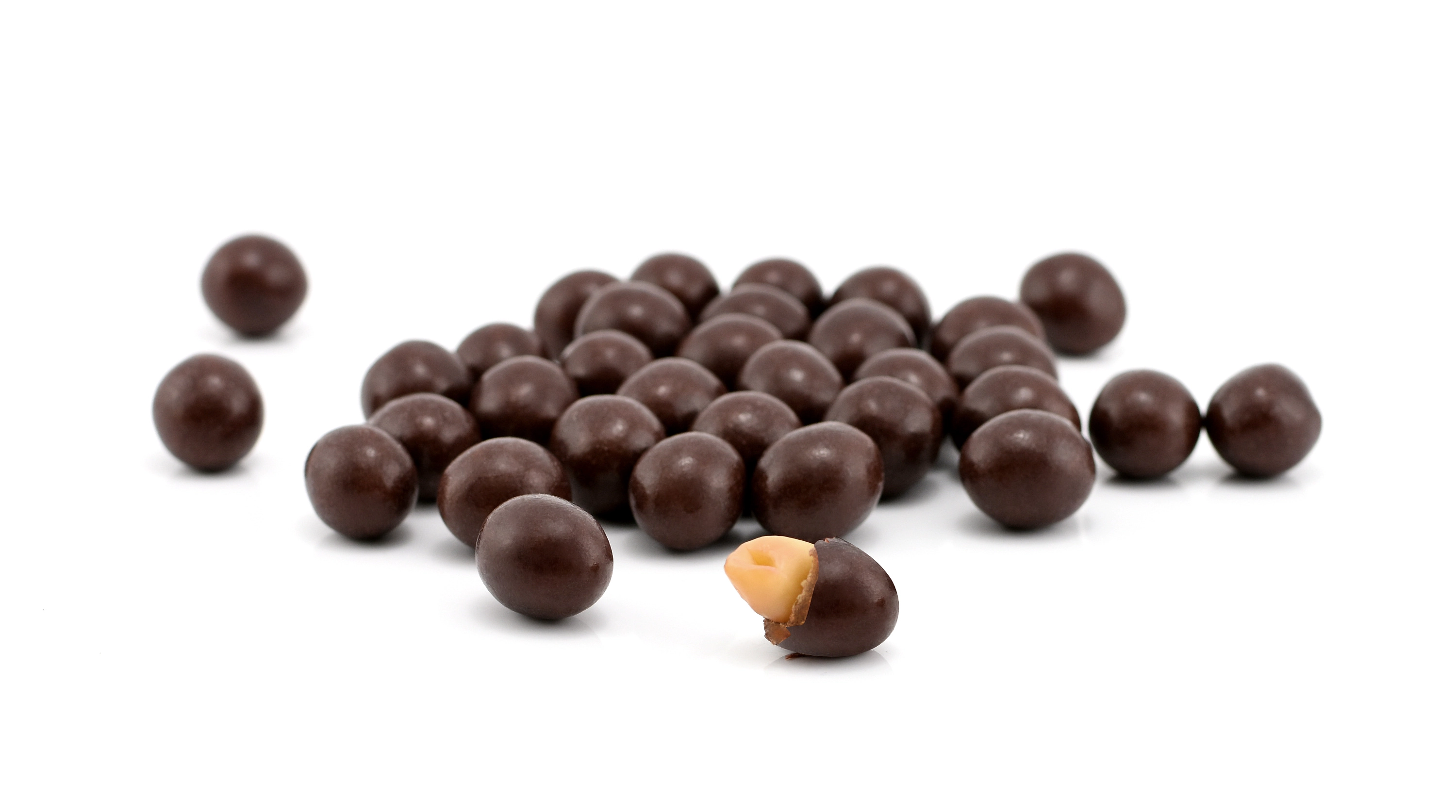 Linha de produção de chocolate e amendoim