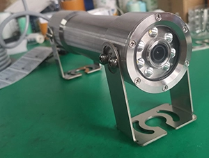 Video fotocamera sottomarina DZ10010-SS (UW-S5-3CX) Video fotocamera sottomarina DZ10010-SS (UW-S5-3CX)