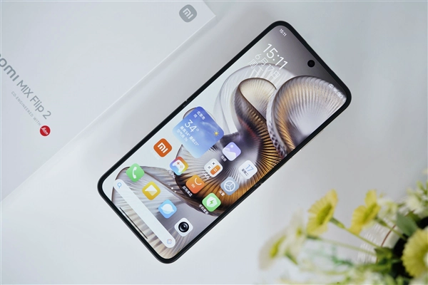 Xiaomi Officially Launches MIX Flip 2, Ushering in a New Era of Premium Foldables Xiaomi Officially Launches MIX Flip 2, Ushering in a New Era of Premium Foldables