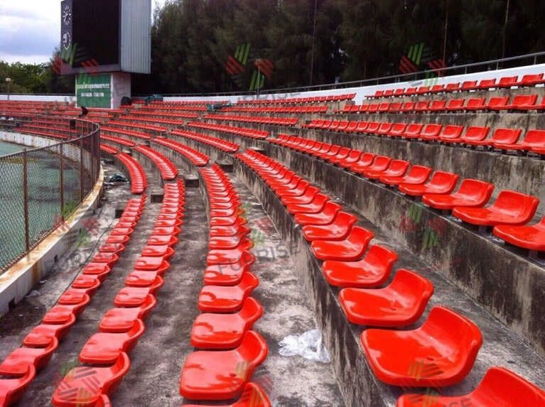 The Modular Stadium Chair: Swapping Colors and Configurations in Minutes The Modular Stadium Chair: Swapping Colors and Configurations in Minutes