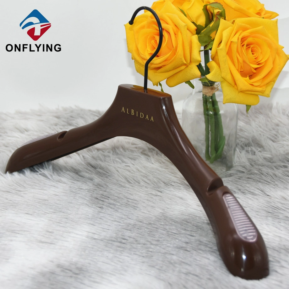 Durable Non-Slip Brown Custom Logo Clothes Hangers Plastic China Supplier