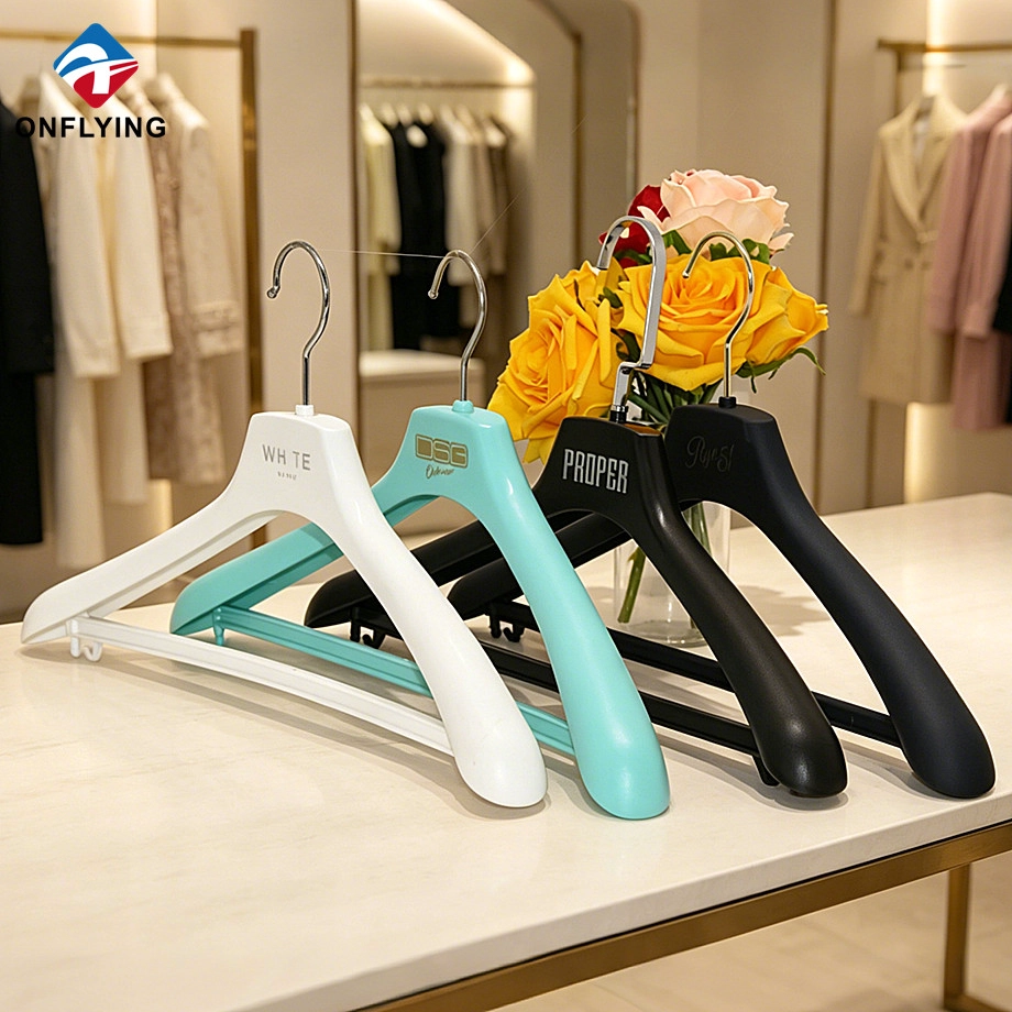 Recyclable Vintage Customized Rubber Coated Strong ABS Plastic Hanger for Suit Supplier China - COPY - tiwvrt