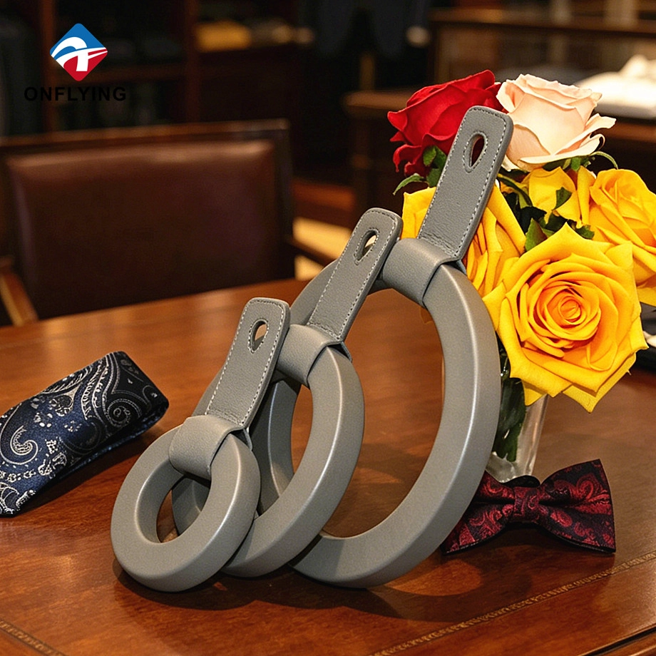 High Quality Luxury Display Leather Ring Large Men's Suit Wooden Tie Hanger Factory China