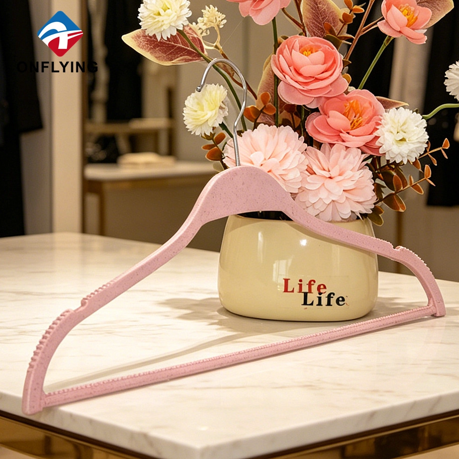 High Quality Plastic Clothing Hanger Manufacturer