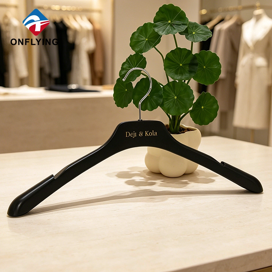 Plastic Dress Hanger manufacturer
