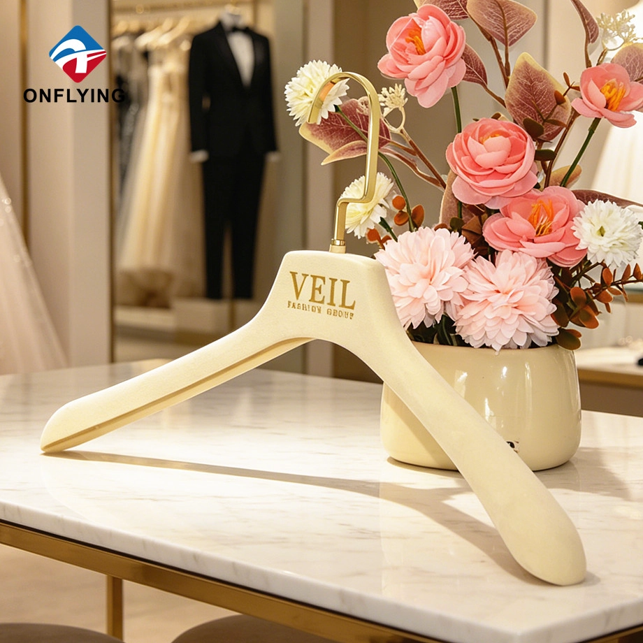 Durable Velvet Clothing Hanger manufacturer
