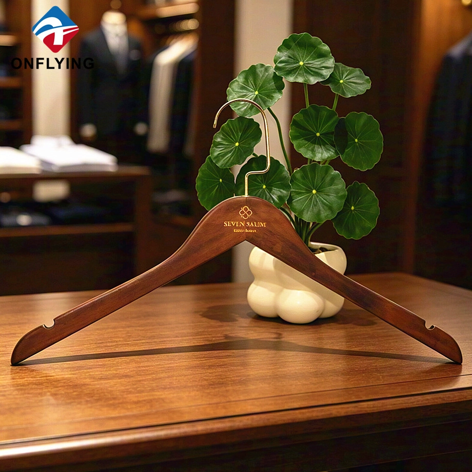 China Wooden Shirt Hanger