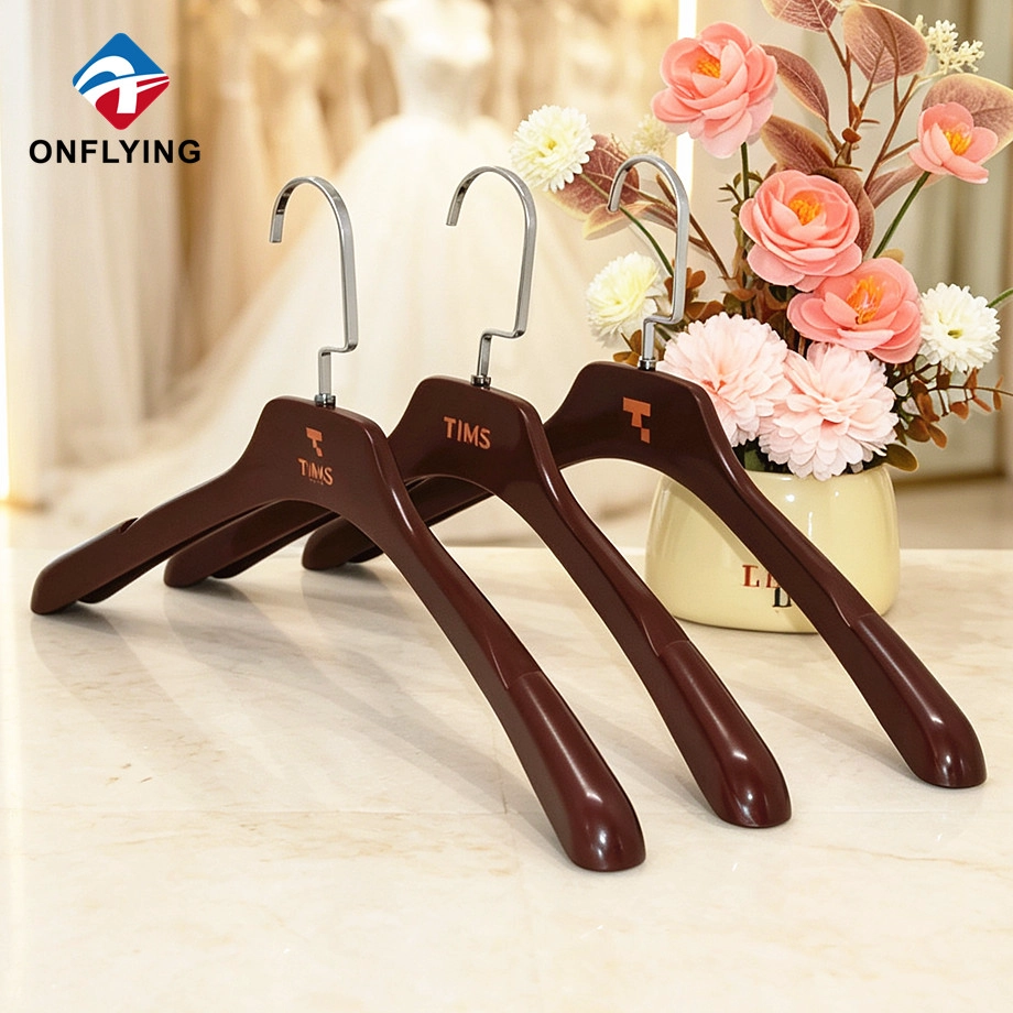 China Plastic Dress Hanger Set