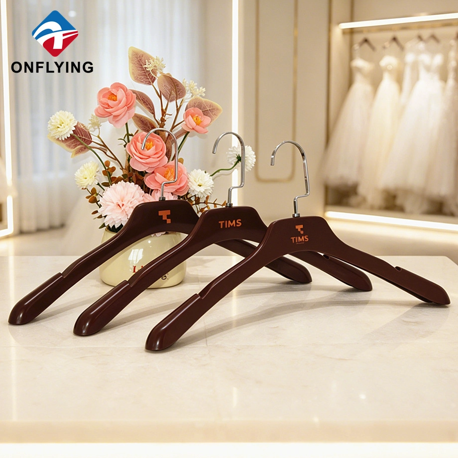 China Plastic Dress Hanger Set
