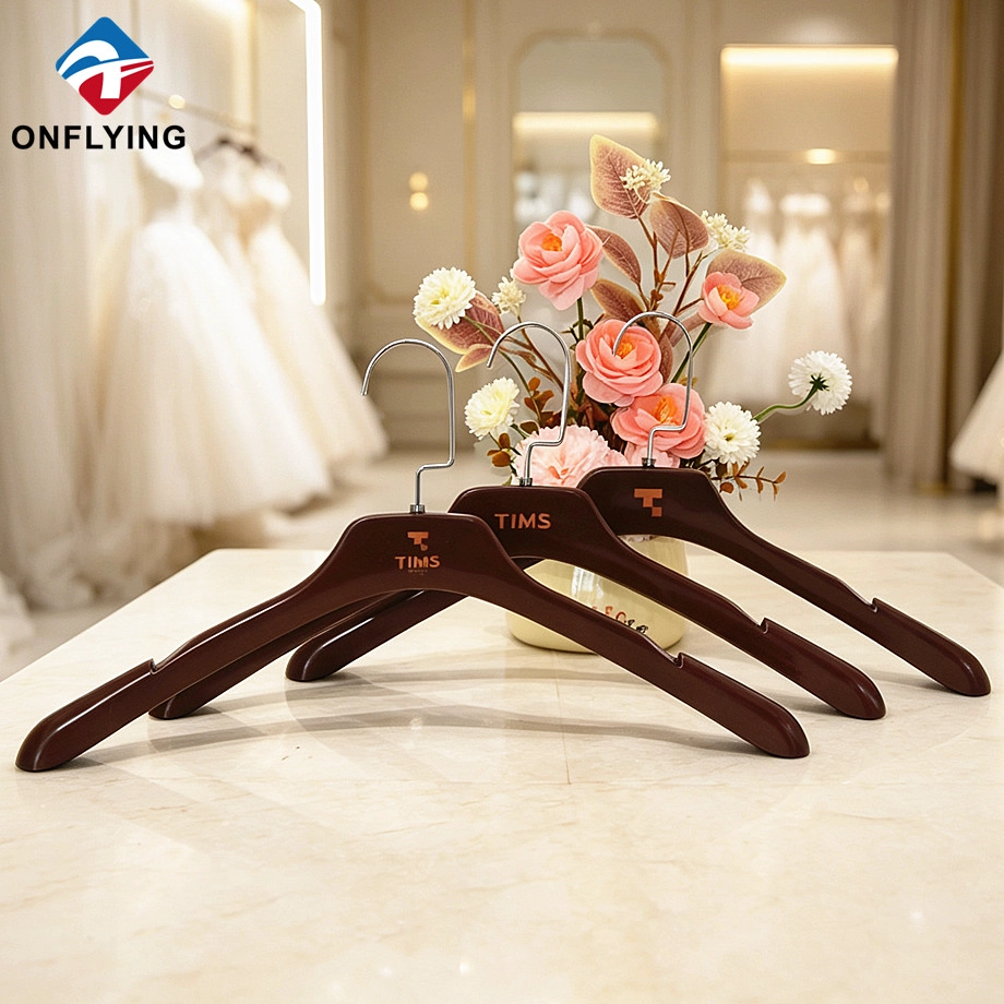 China Plastic Dress Hanger Set