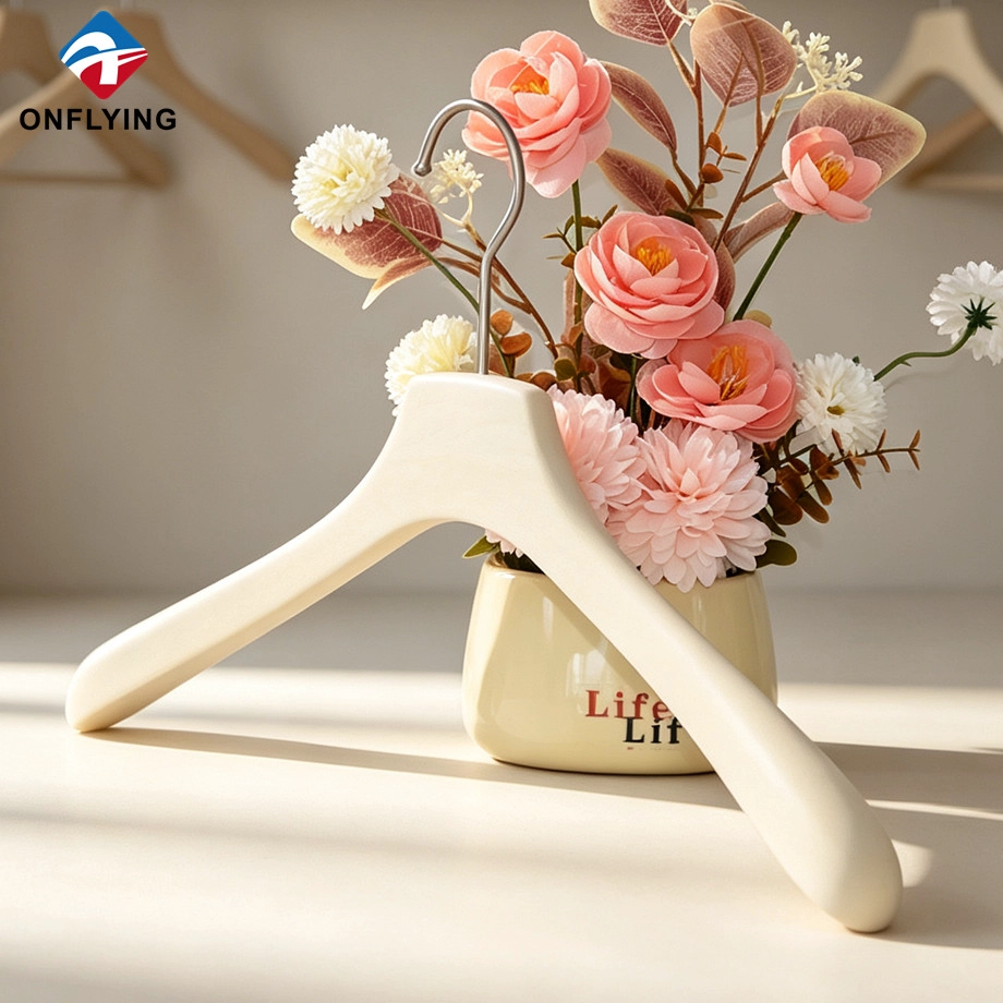 Resin Garment Hanger manufacturer