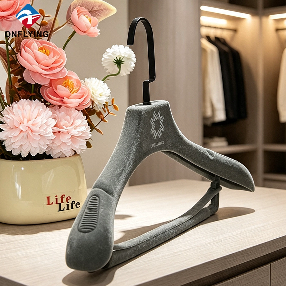 Luxury Flocked Hanger factory