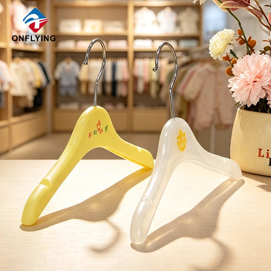 China Luxury High Quality Colored Clothing Store Plastic Garment Children Hanger Set Supplier China manufacturer