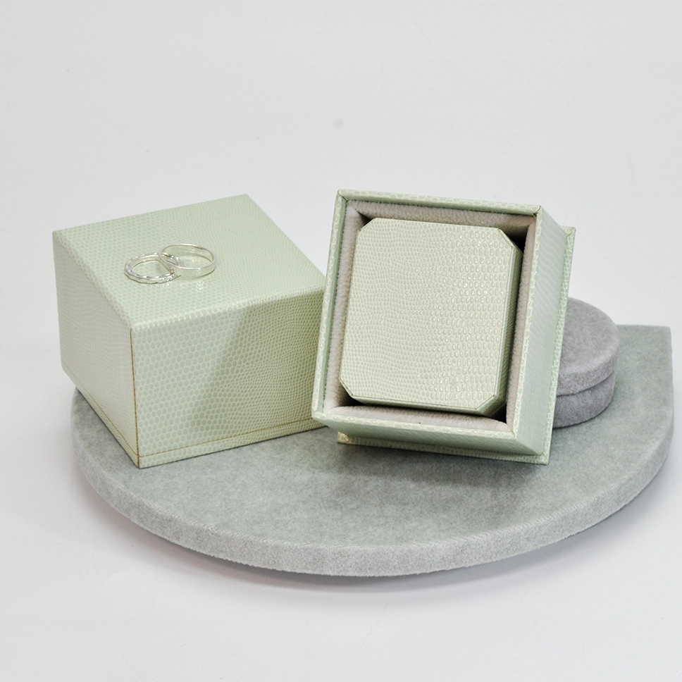 FANAI High quality plastic box pu leather box green gift box ring box