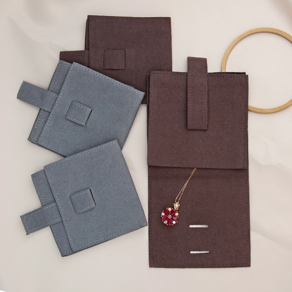 Klein MOQ microfiber zakje, juwelenzakje, juwelenzakje riemkoordzakje,