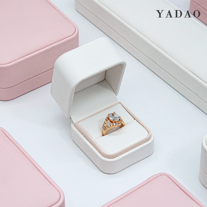 China factory jewelry packaging supplier nice box ready to ship in best price