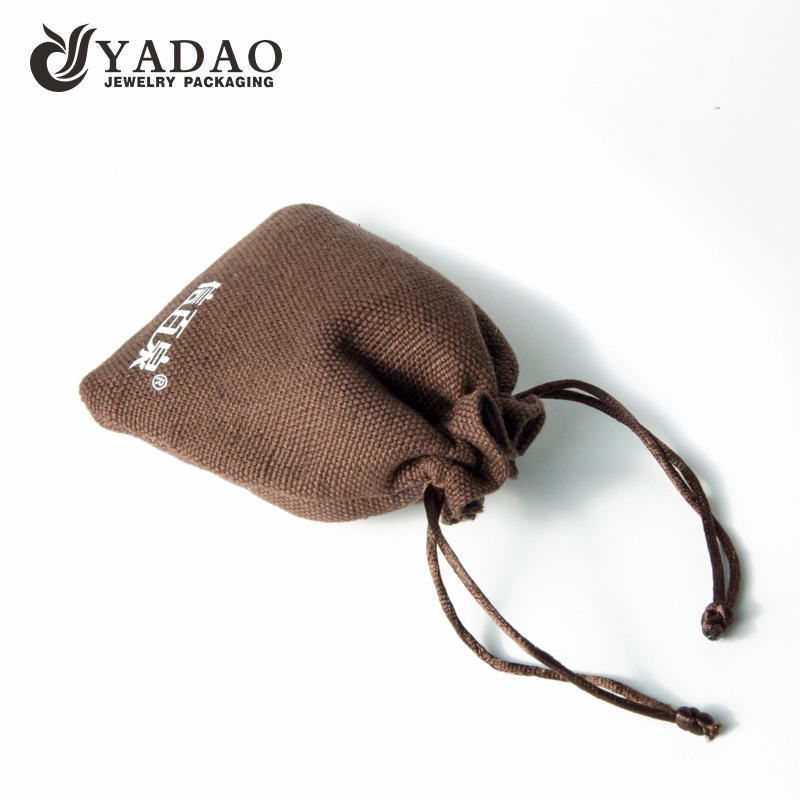 Sac d'emballage de bijoux en pochette en lin avec couleur de logo personnalisée gratuite pour emballage cadeau de bijoux
